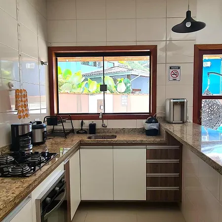 Linda Casa em Ubatuba Condomínio Fechado-3
